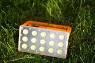 Ліхтар портативний на сонячній батареї YZY-PVY-025