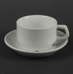 Фарфоровая чашка Helios HR1300 250мл с блюдцем